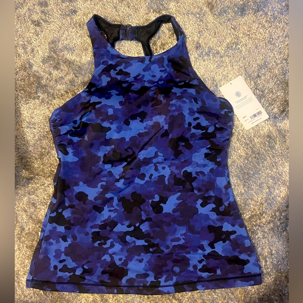 💞NWT Athleta Swim Top💞